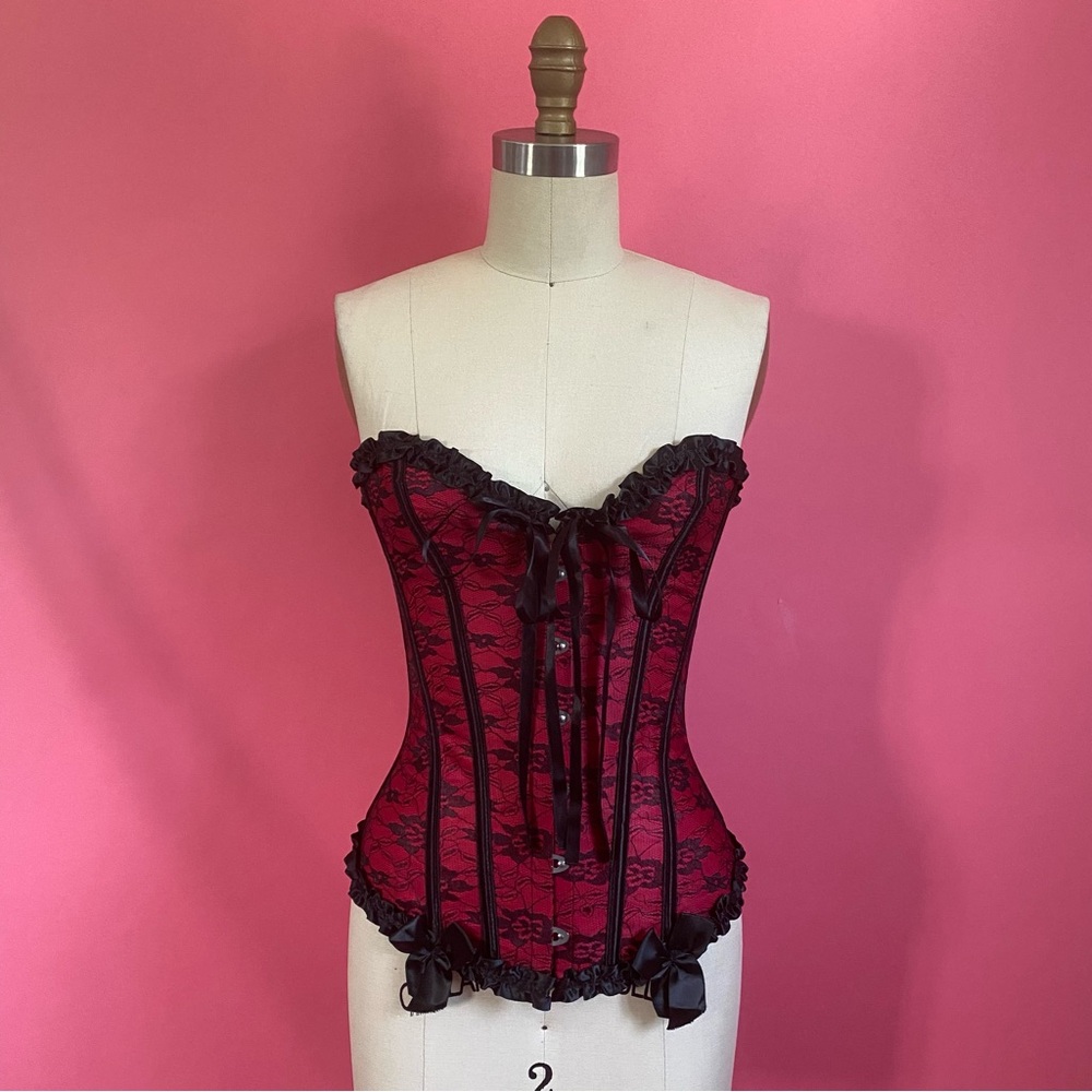 Sexy Cherry Girl Lace Corset Red w/Black Vampy Floral Lace Overlay Lace Up XS